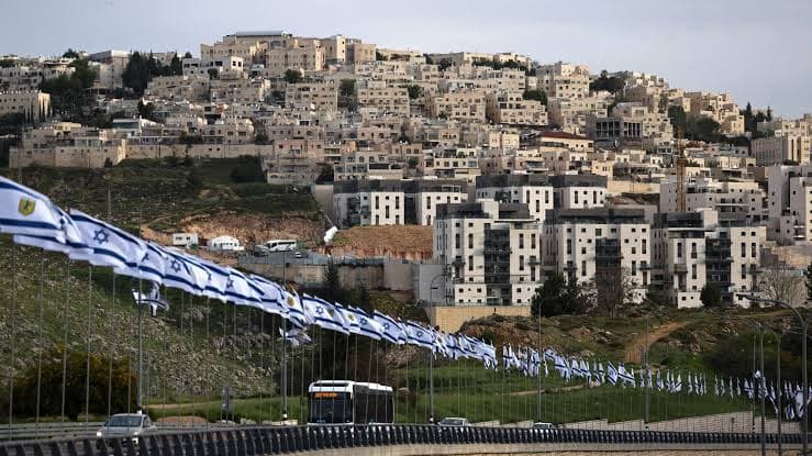 الاستيطان الزاحف: مشاريع تهويدية جديدة في القدس المحتلة
